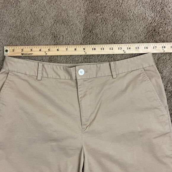 Lauren Ralph Lauren Ladies Khaki Bermuda Shorts size 12 Preppy Classic Minimal - Picture 3 of 8